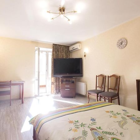 Orange House 64A Apartment Kharkiv Bagian luar foto