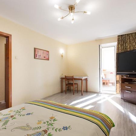 Orange House 64A Apartment Kharkiv Bagian luar foto