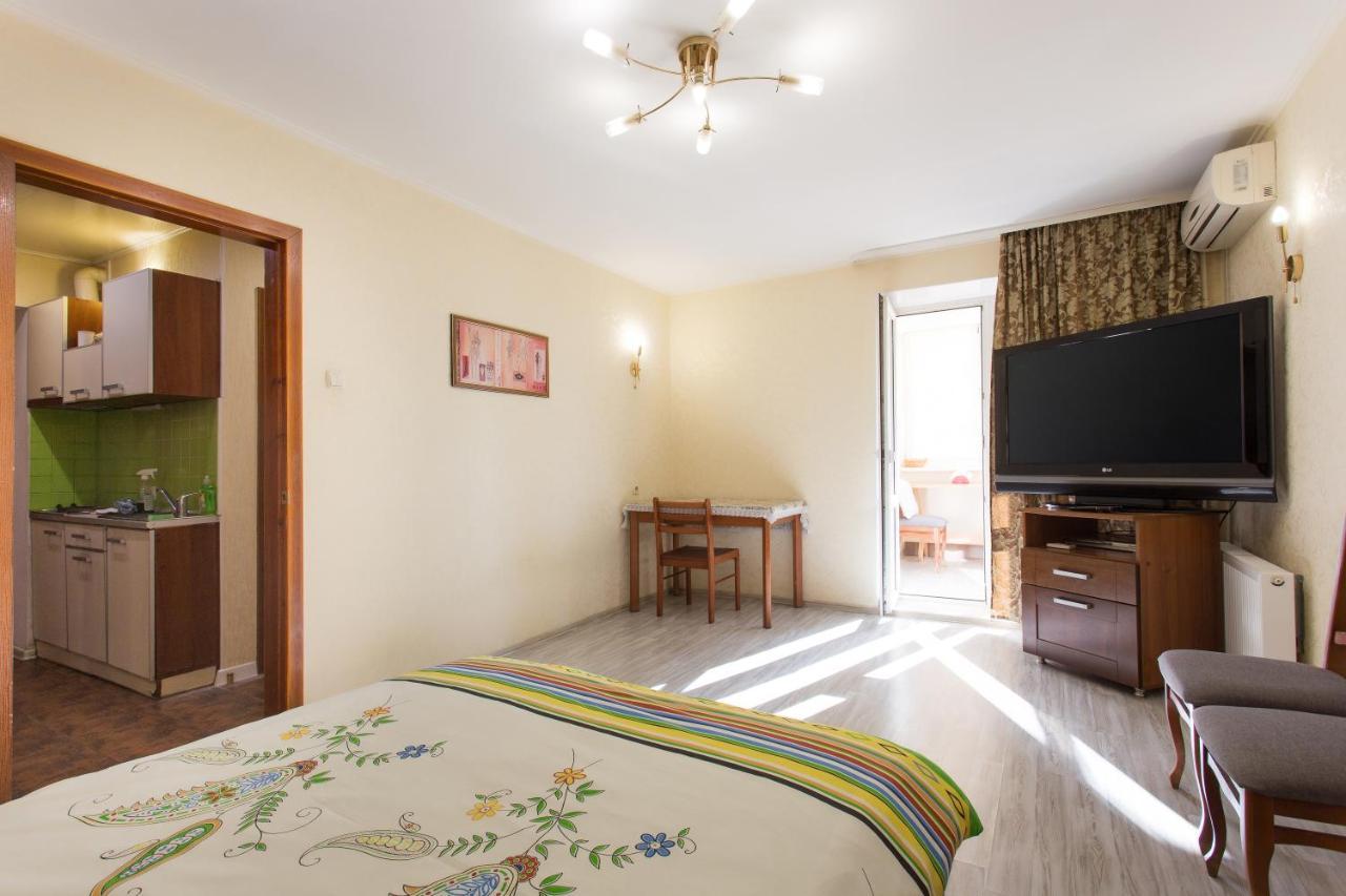 Orange House 64A Apartment Kharkiv Bagian luar foto